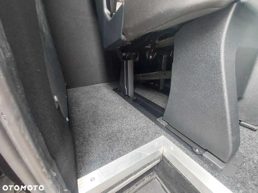 Mercedes-Benz SPRINTER MAX - 24
