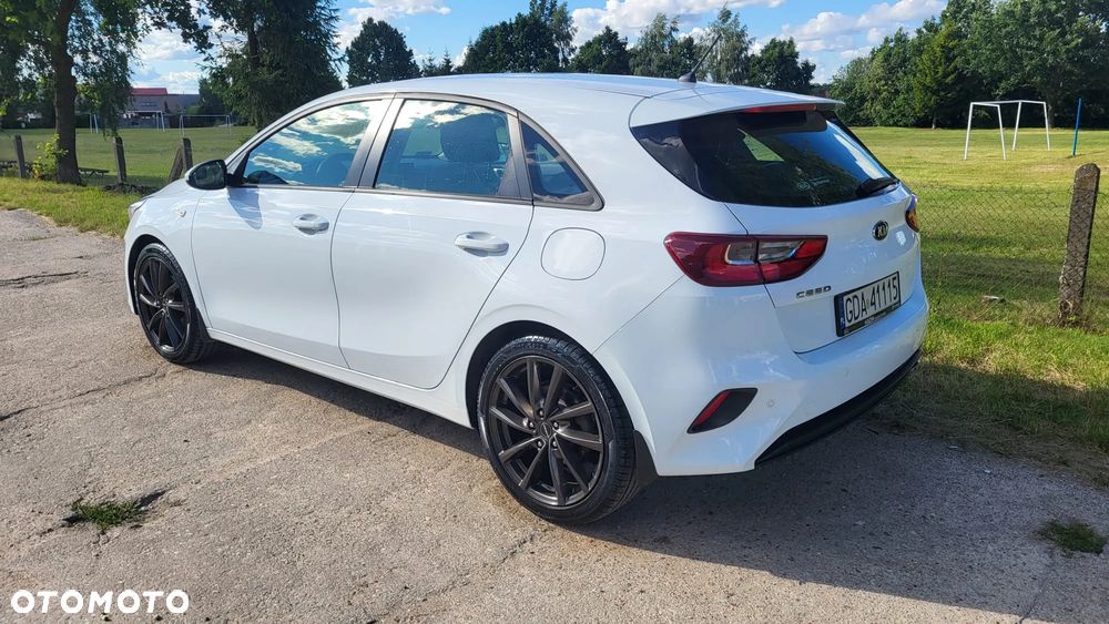 Kia Ceed 1.6 CRDi SCR M - 7