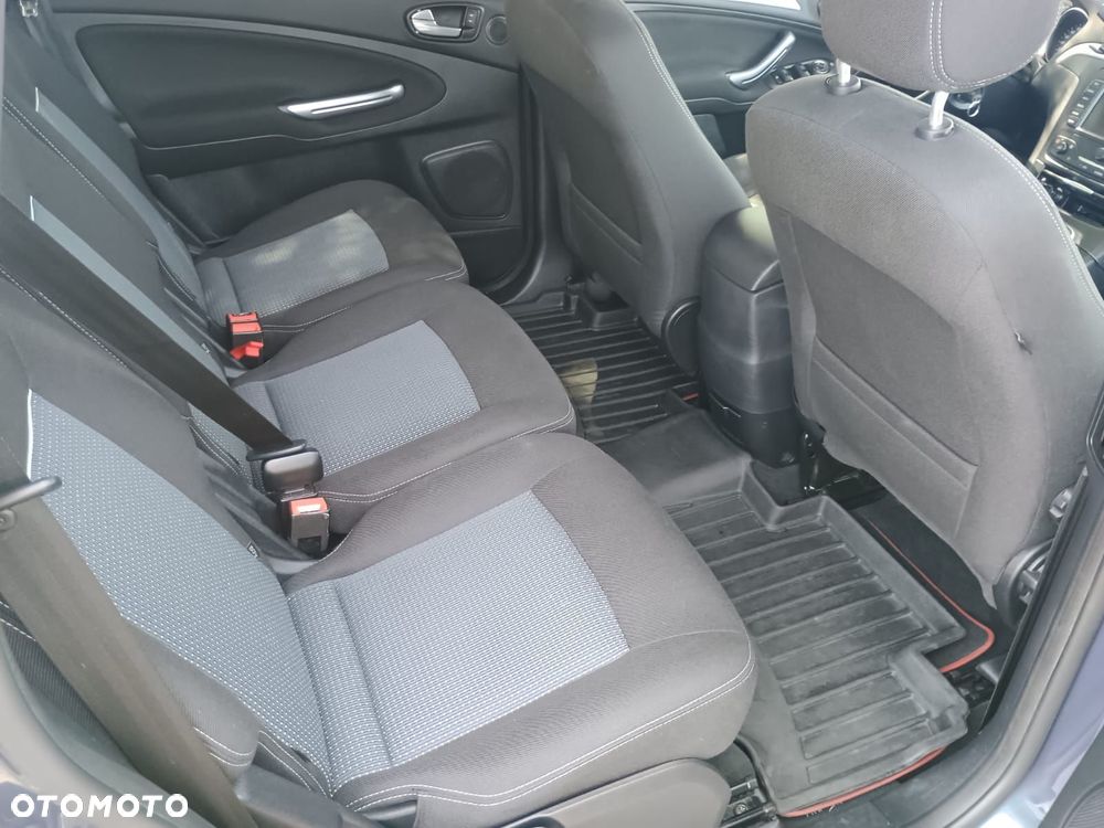 Ford S-Max - 4