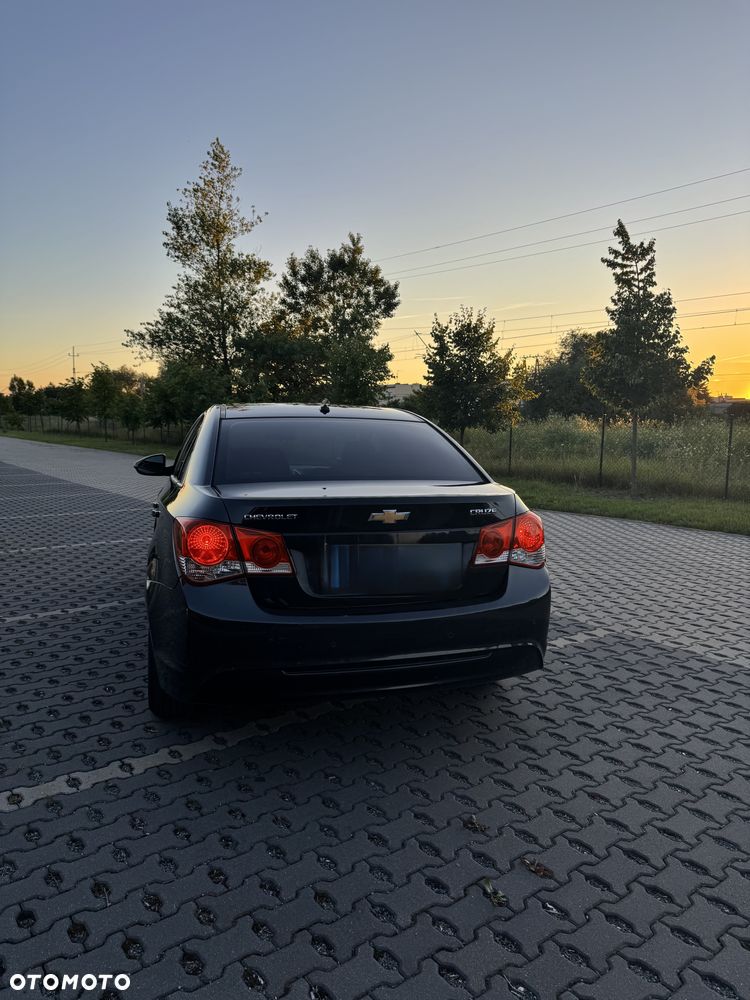 Chevrolet Cruze 1.8 LT - 7