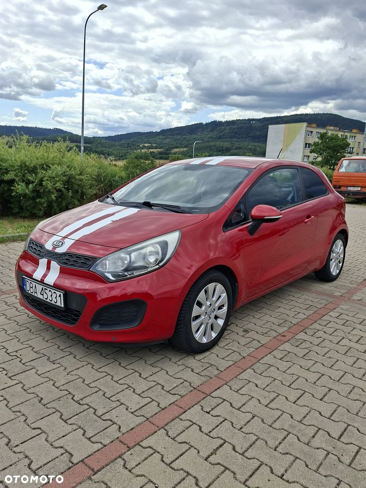 Kia Rio - 1