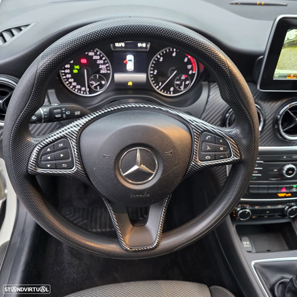 Mercedes-Benz GLA 180 (CDI) d Style - 13