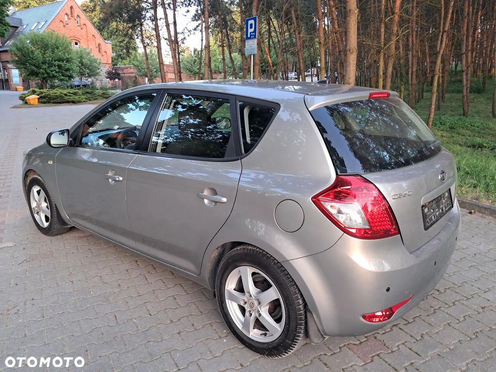 Kia Ceed 1.4 M - 4