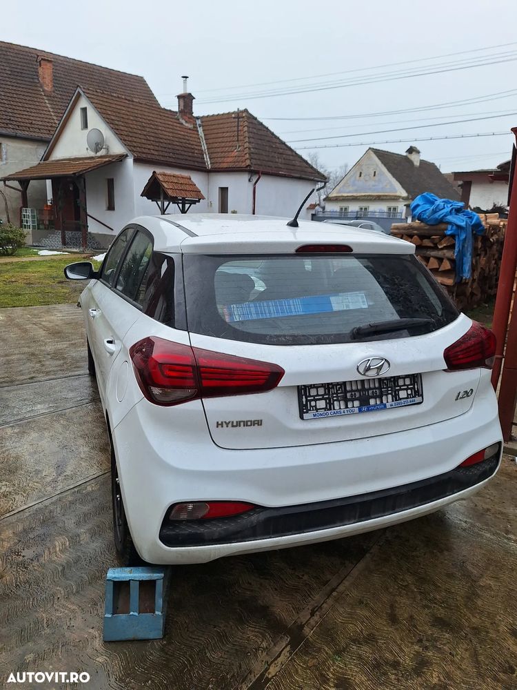 Hyundai i20 1.25 84CP M/T Comfort - 5