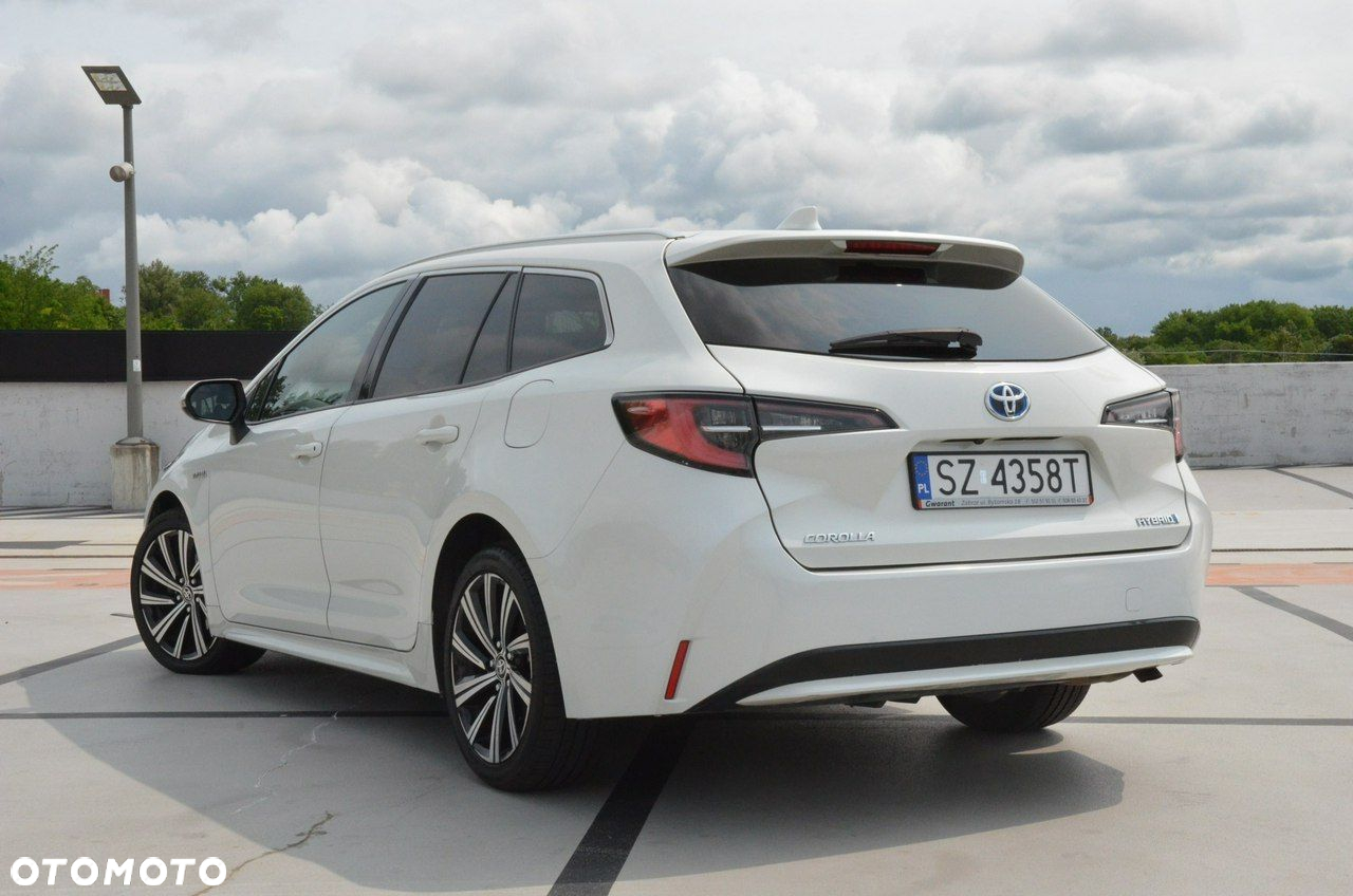 Toyota Corolla - 14