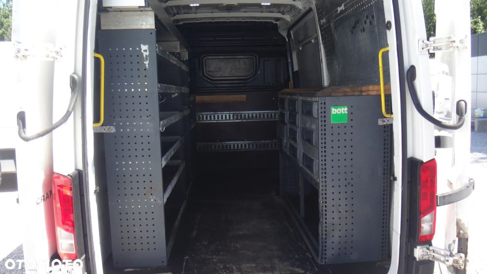 Volkswagen Crafter - 14