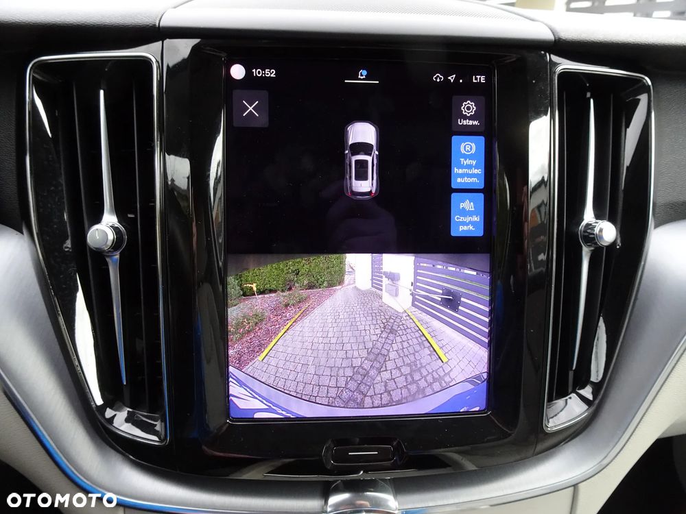 Volvo XC 60 B4 D Momentum Pro - 30