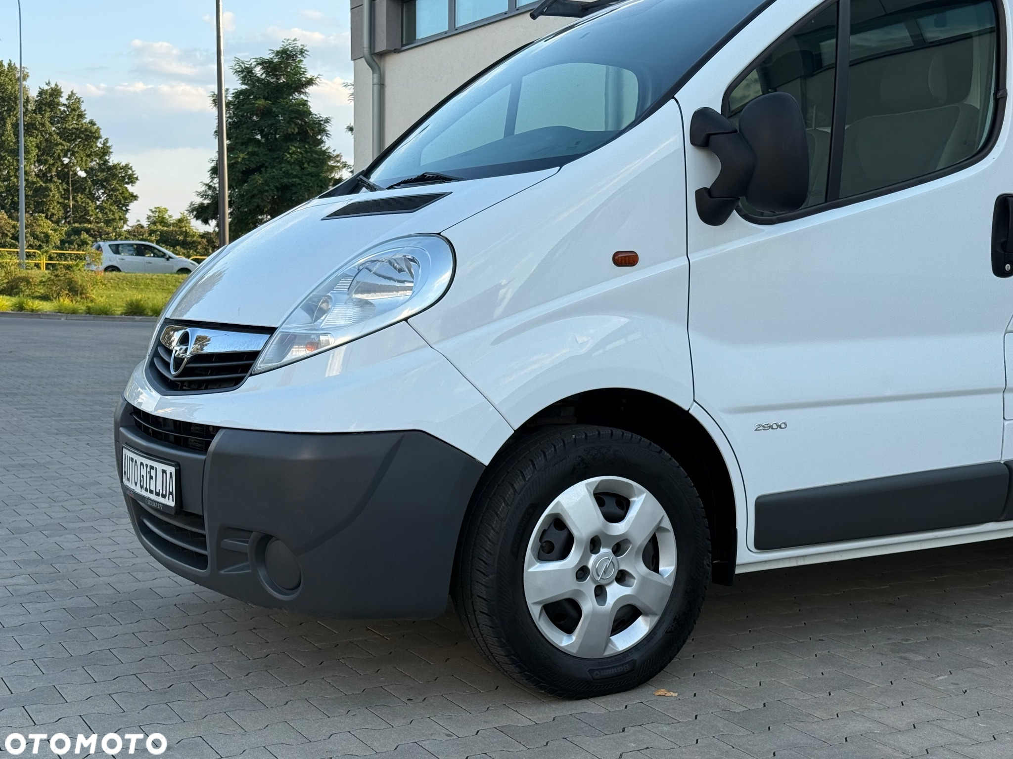Opel Vivaro - 13