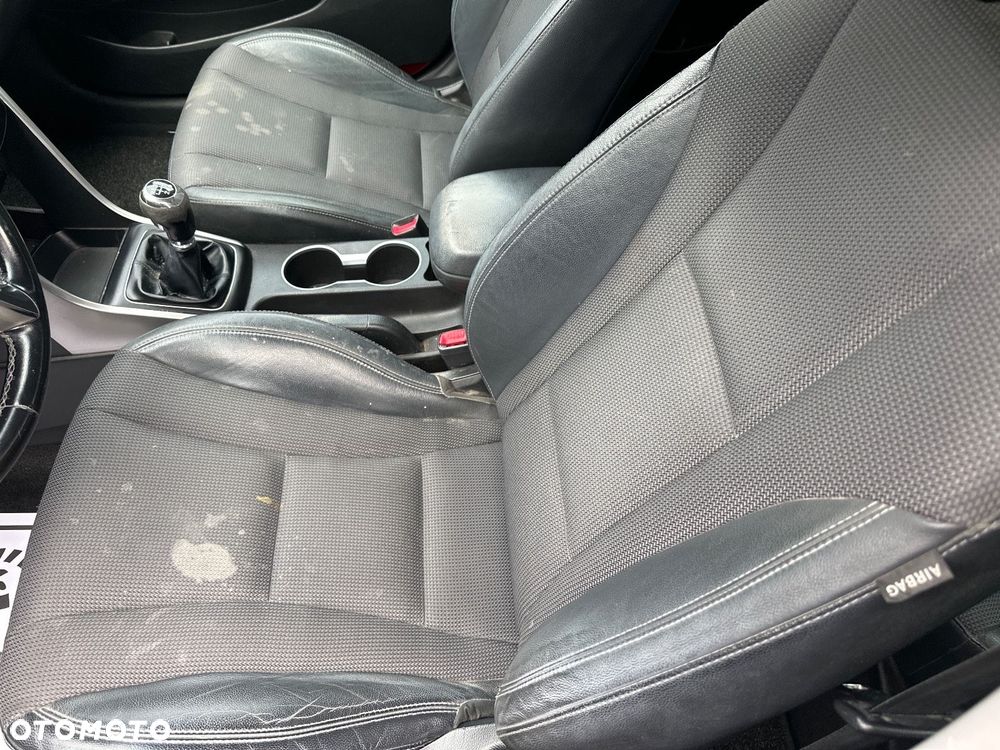 Hyundai i30 1.6 CRDi Comfort - 13