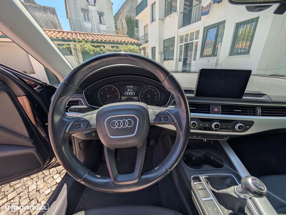 Audi A4 Avant 2.0 TDI Business Line - 9
