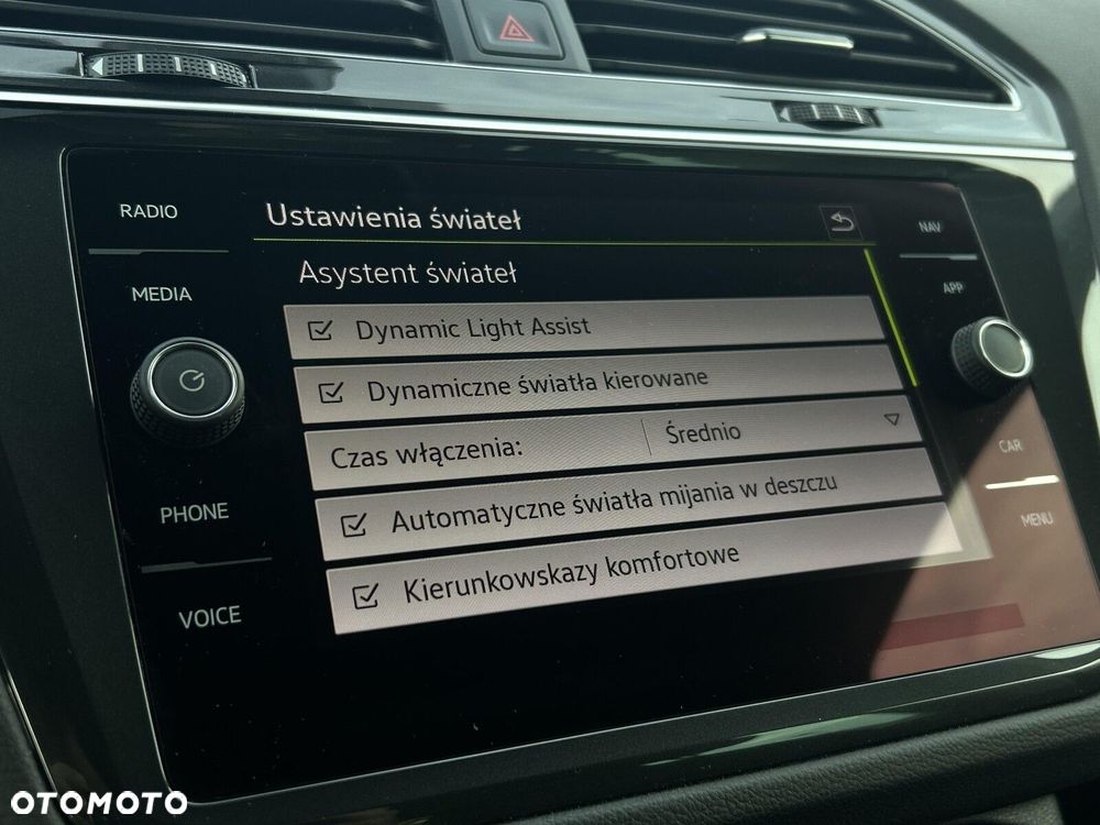 Volkswagen Tiguan 2.0 TSI 4Mot Elegance DSG - 27