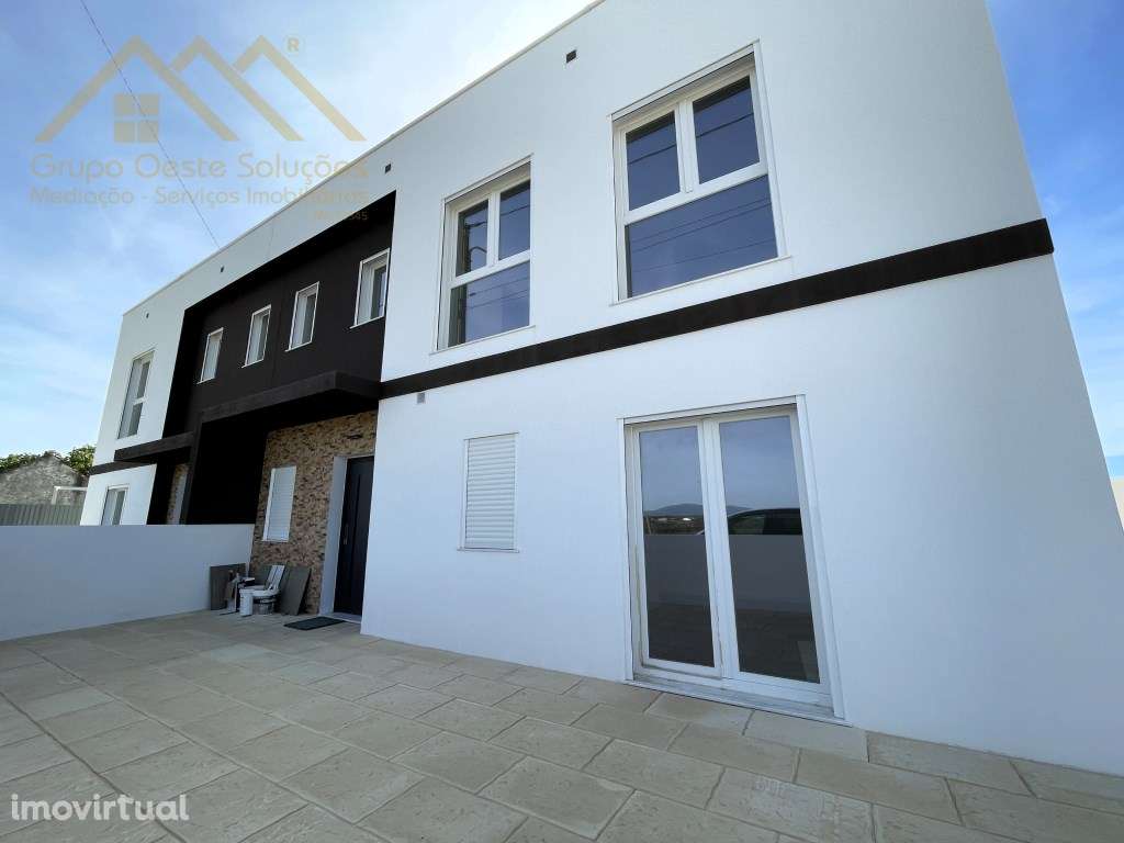 Moradia Bifamiliar ' NOVO' - Grande imagem: 3/34