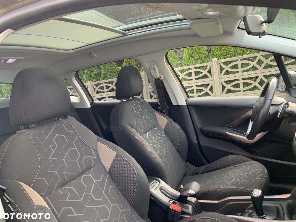 Peugeot 2008 PureTech 82 ETG5 STOP&START Active - 30