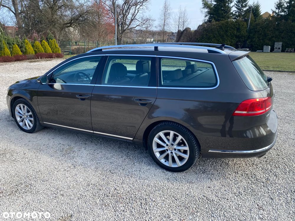 Volkswagen Passat 1.8 TSI Highline DSG - 2
