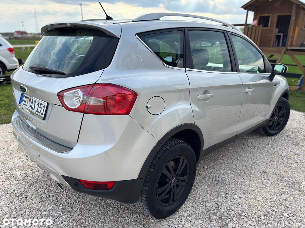 Ford Kuga 2.0 TDCi 4x4 Titanium - 33