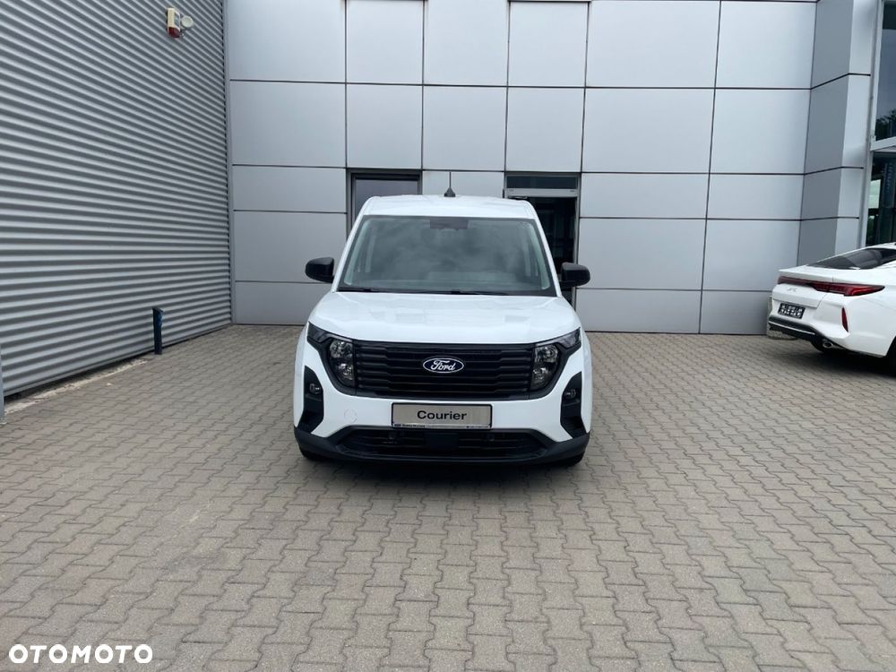 Ford Transit Courier - 3