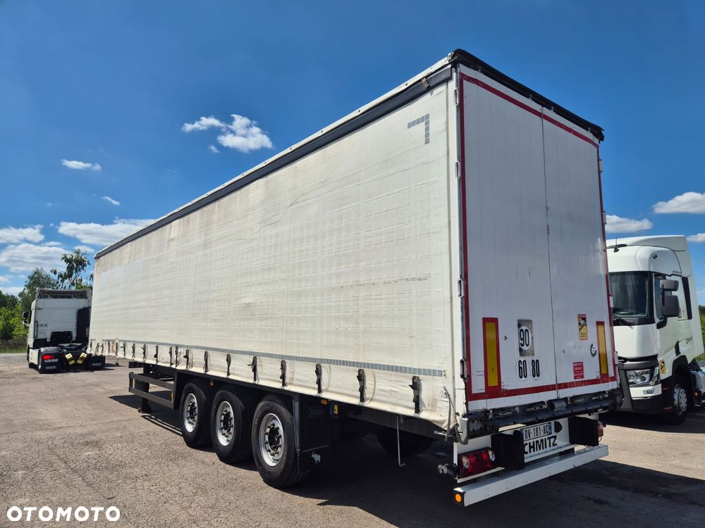 Schmitz Cargobull - 3