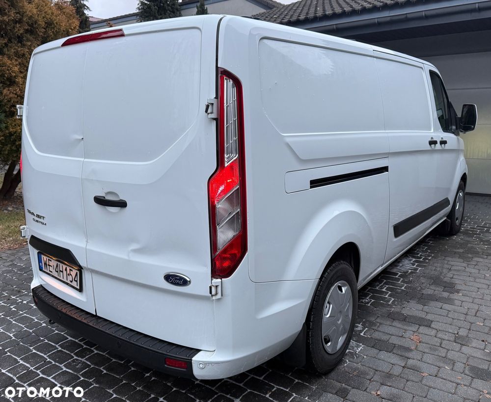 Ford Transit Custom - 11