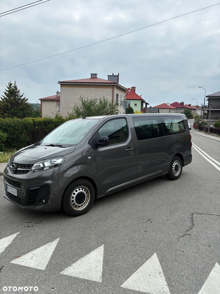 Opel Vivaro - 1