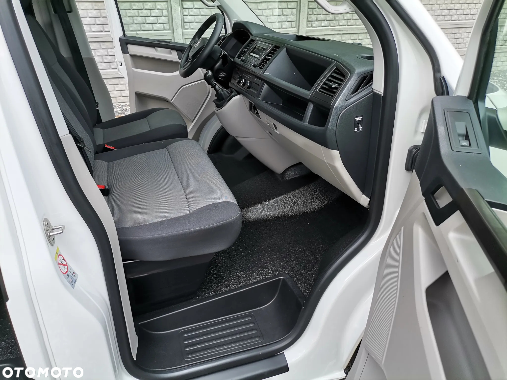 Volkswagen Transporter T6 TDI L2H1 Plus Comfortline - 20