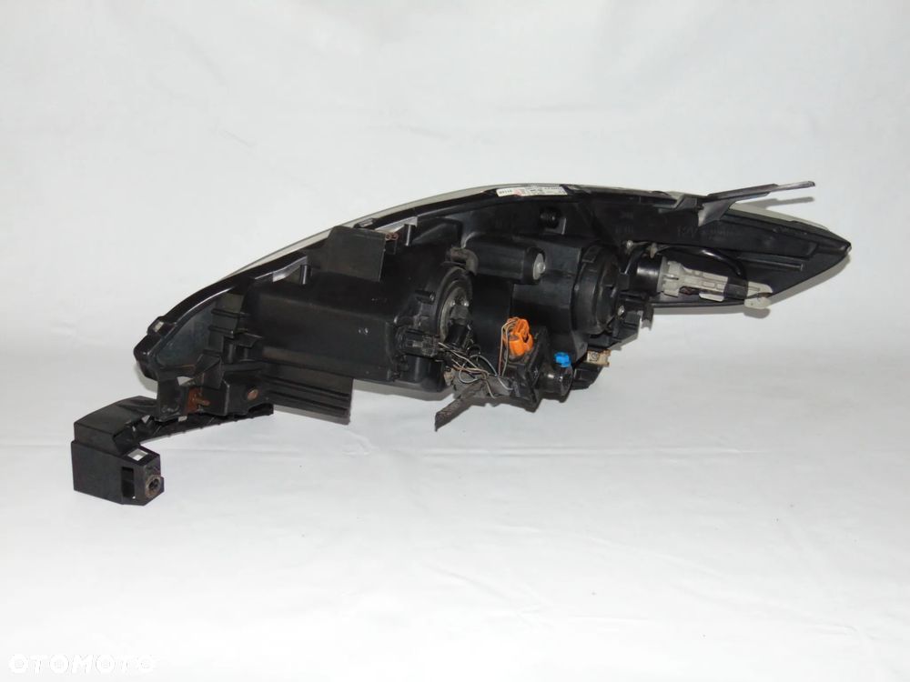 ORYGINAŁ lampa przednia przód prawa Mazda 5 Mazda5 I CR 05-08r - 26