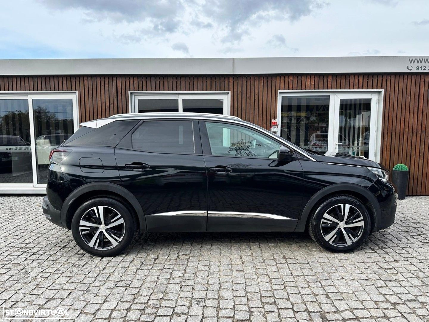 Peugeot 3008 1.5 BlueHDi Allure - 26