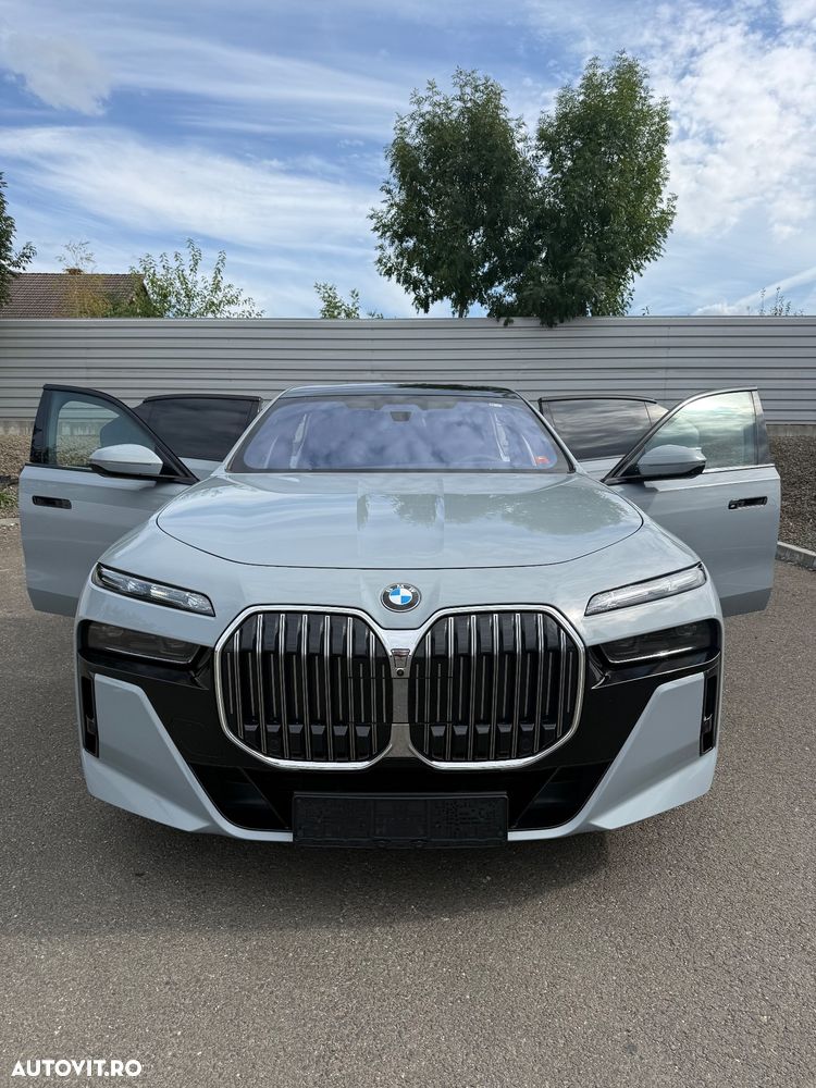 BMW Seria 7 - 11