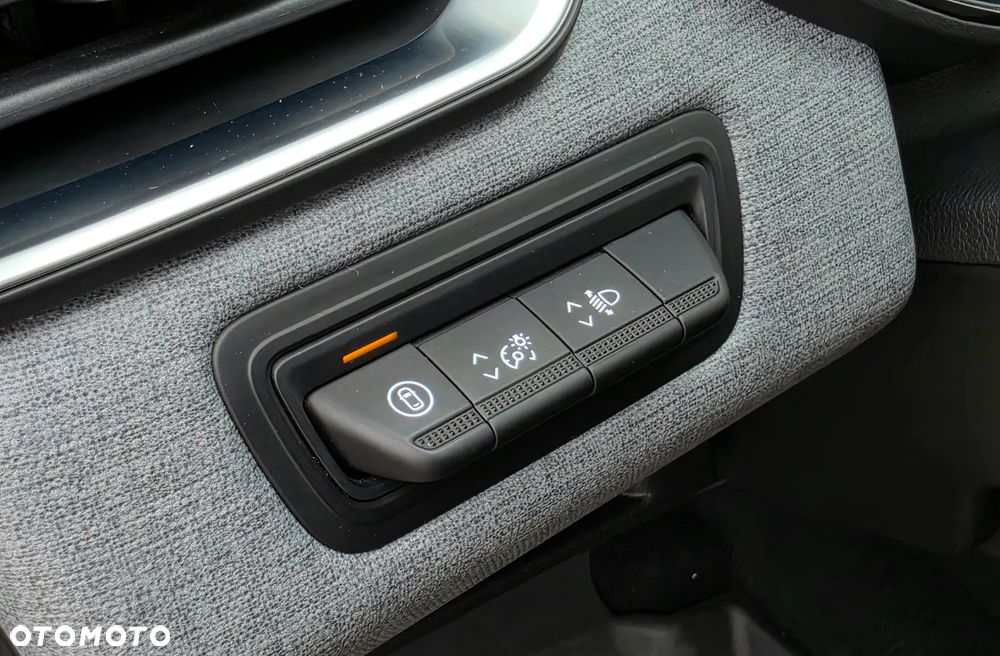 Renault Clio - 23