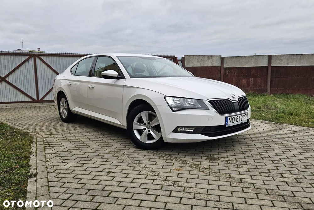 Skoda Superb 1.6 TDI Style - 2