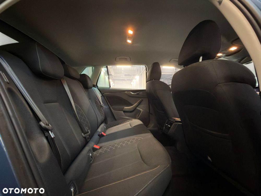 Skoda Kamiq 1.0 TSI Ambition DSG - 24