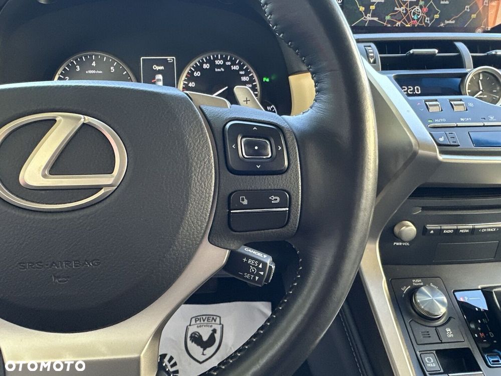 Lexus NX 300 Comfort AWD - 17