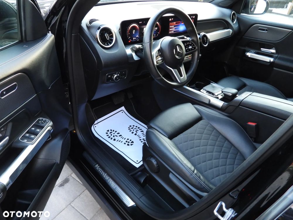 Mercedes-Benz GLB 220 d 4Matic 8G-DCT Progressive - 37