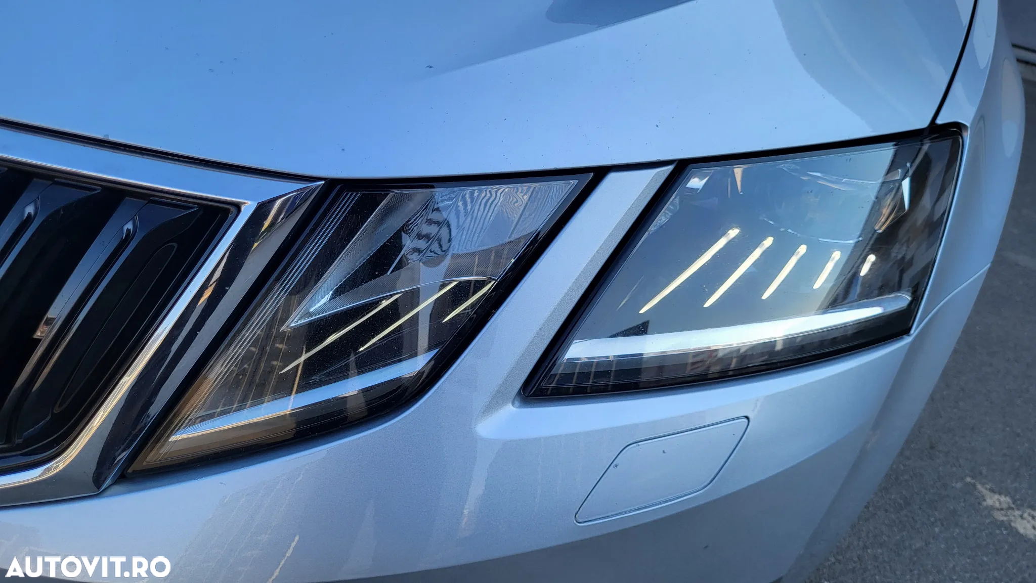 Skoda Octavia Combi 2.0 TDI (Green tec) DSG Style - 34