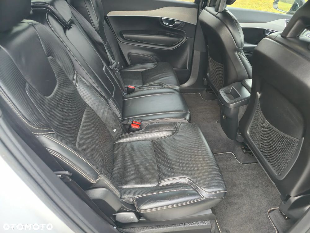 Volvo XC 90 D5 AWD Geartronic RDesign - 27