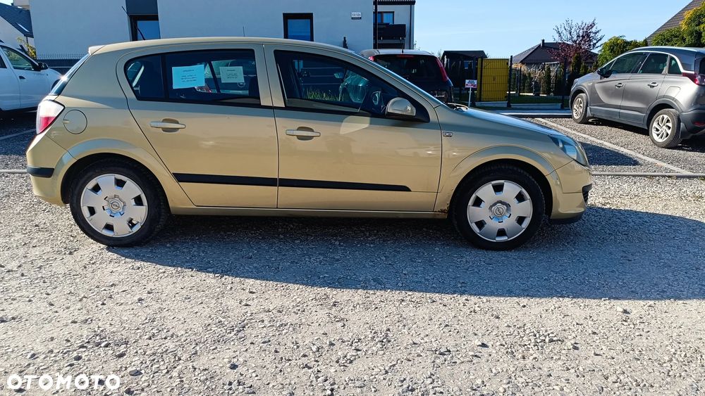 Opel Astra 2004 photo 4