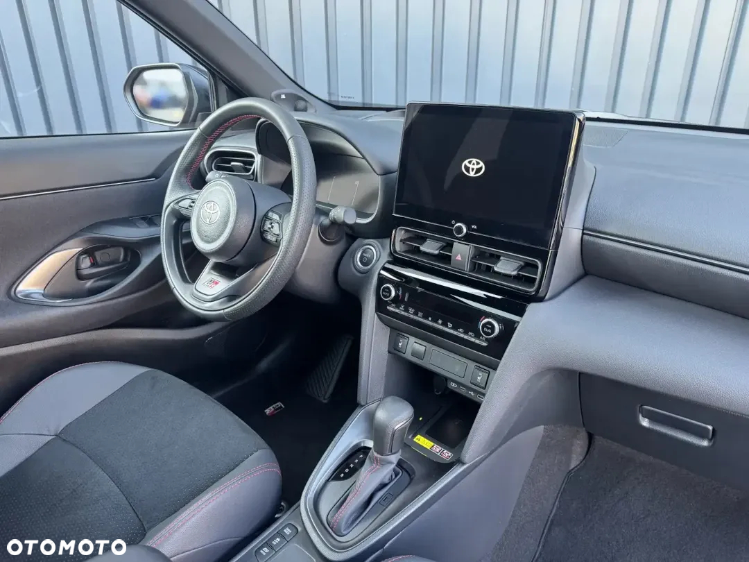 Toyota Yaris Cross Hybrid 1.5 GR Sport - 11