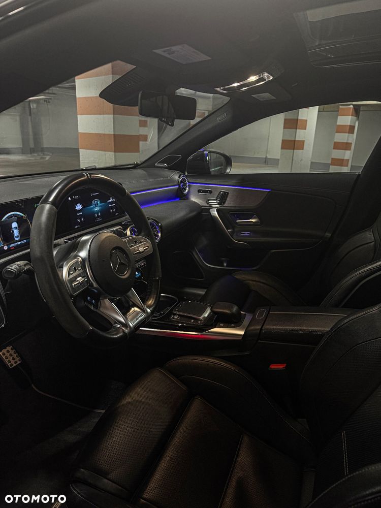 Mercedes-Benz CLA AMG 45 4-Matic 8G-DCT - 11