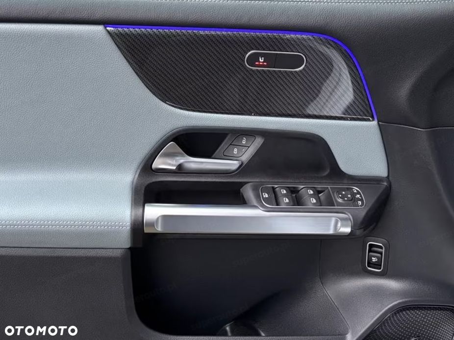 Mercedes-Benz GLB 200 AMG Line 7G-DCT - 16