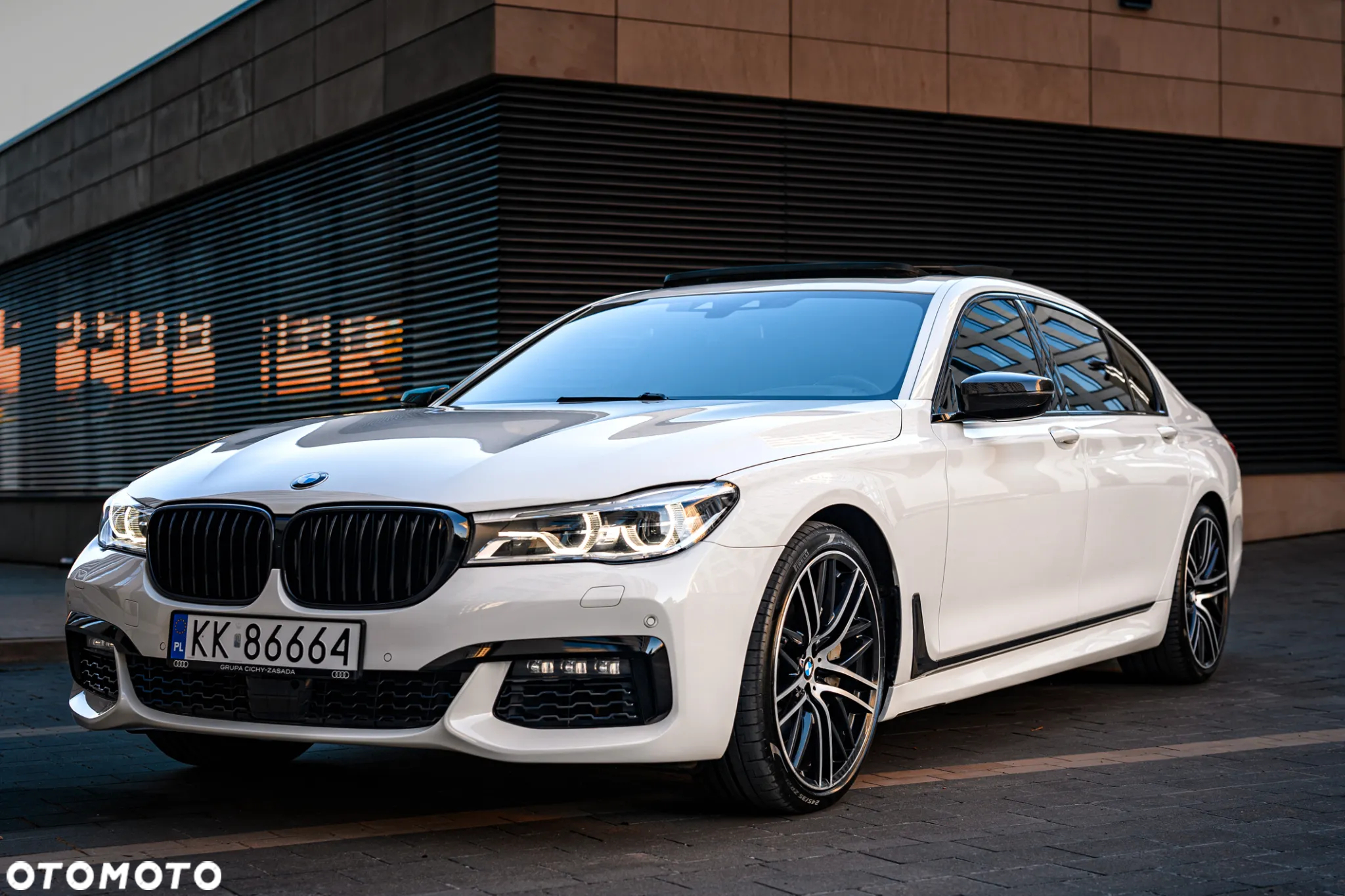 BMW Seria 7 750Li xDrive - 5