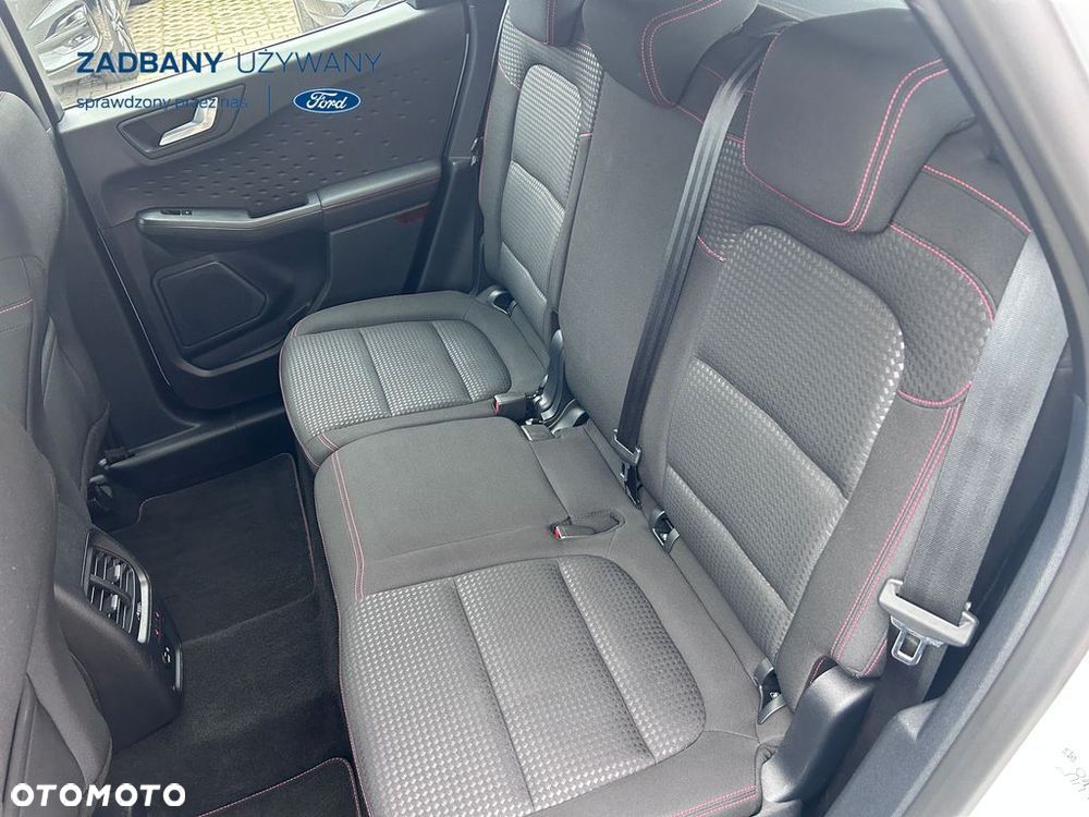 Ford Kuga - 25