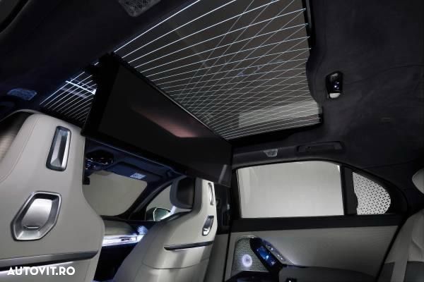BMW M7 M760e xDrive AT PHEV - 9