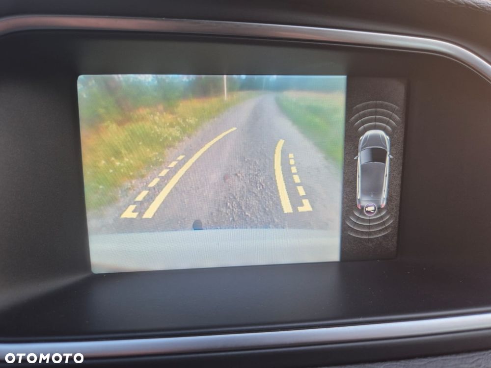 Volvo V40 D2 R-Design Momentum - 8