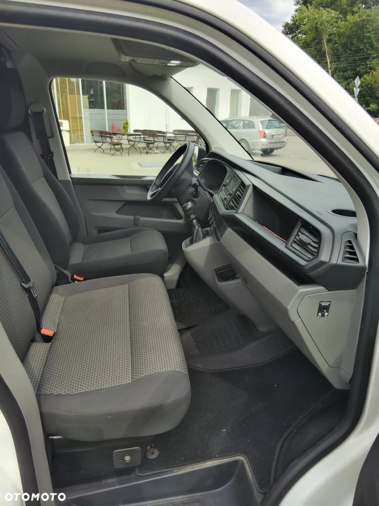 Volkswagen Transporter T6.1 - 8