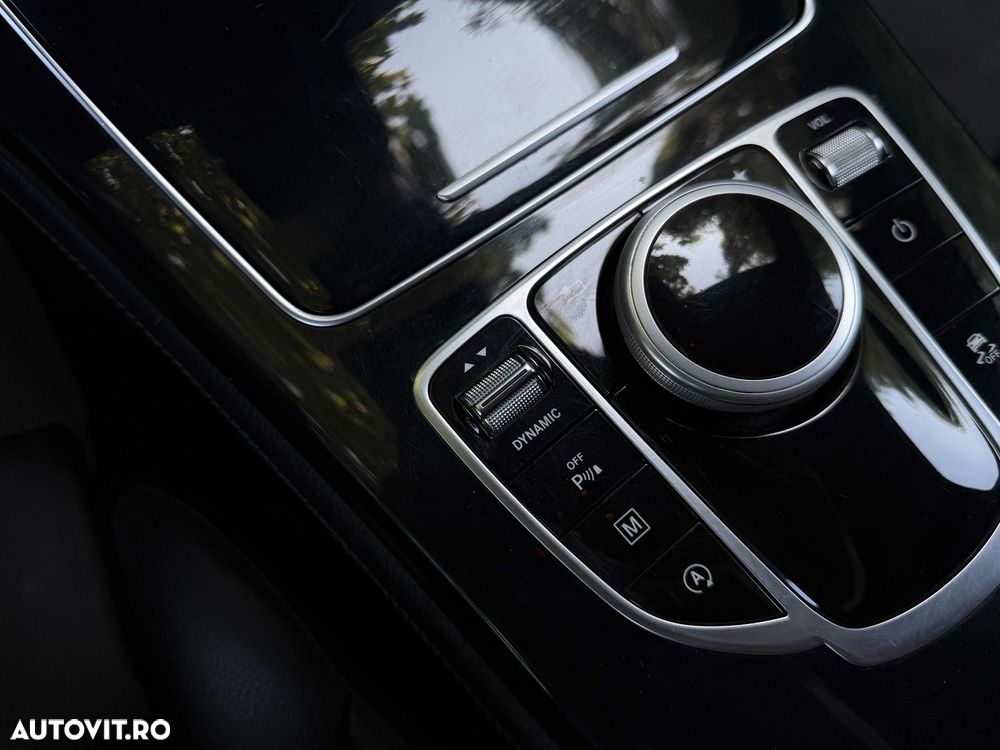 Mercedes-Benz GLC Coupe 250 d 4Matic 9G-TRONIC AMG Line - 29
