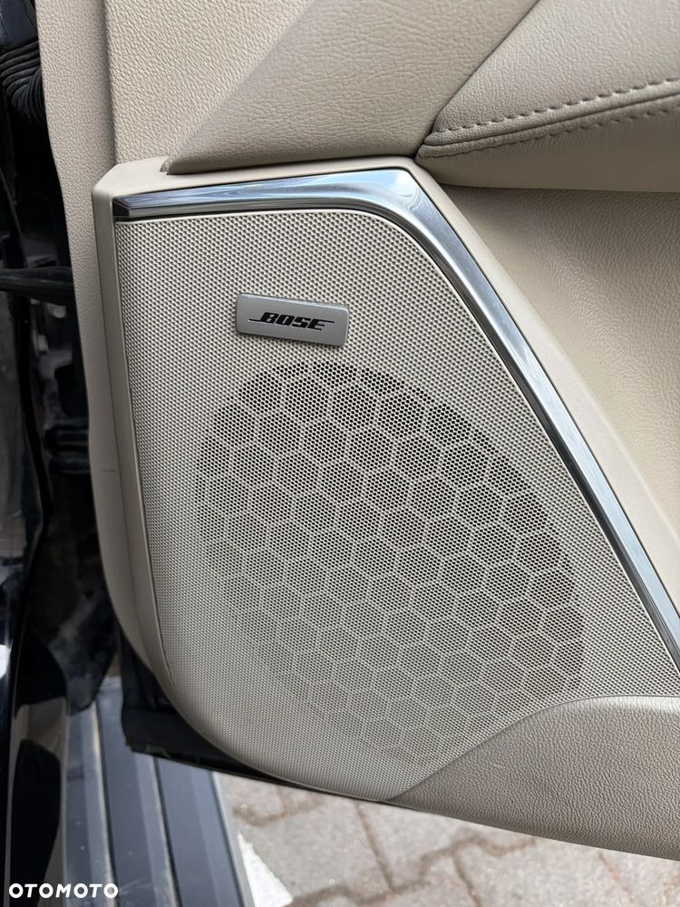 Cadillac Escalade 6.2 V8 Premium - 31