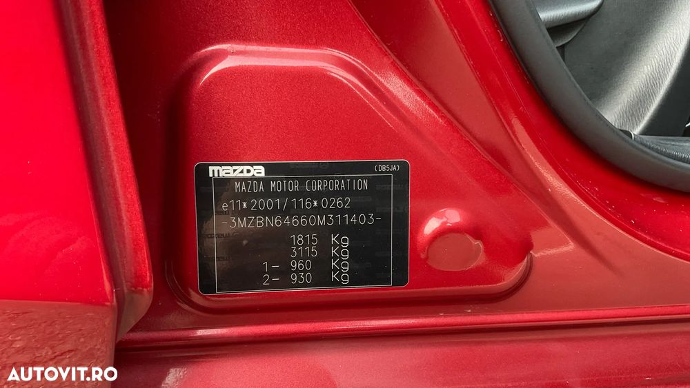 Mazda 3 G120 Attraction - 28