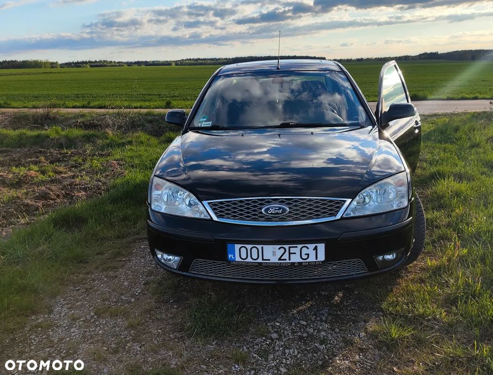 Ford Mondeo 2.0 FF Titanium - 10