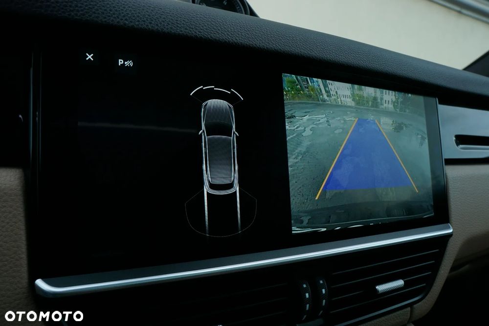 Porsche Cayenne Standard - 27