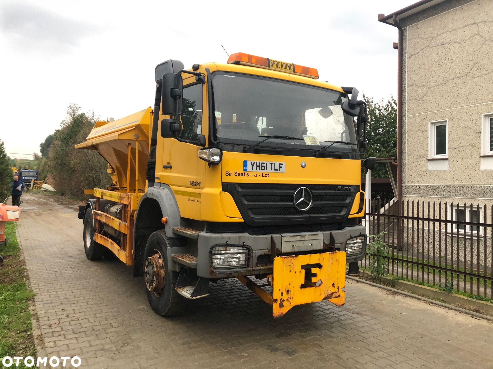 Mercedes-Benz Axor 1824 4x4 piaskarka solarka econ pług 2011 e5 - 1