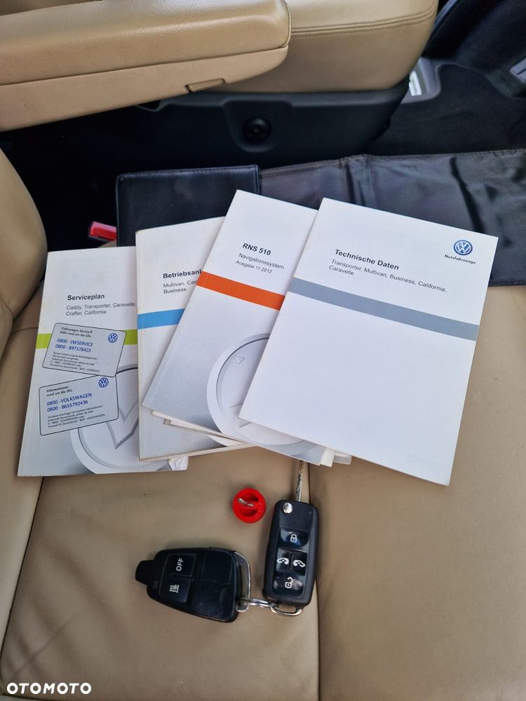 Volkswagen Multivan - 34